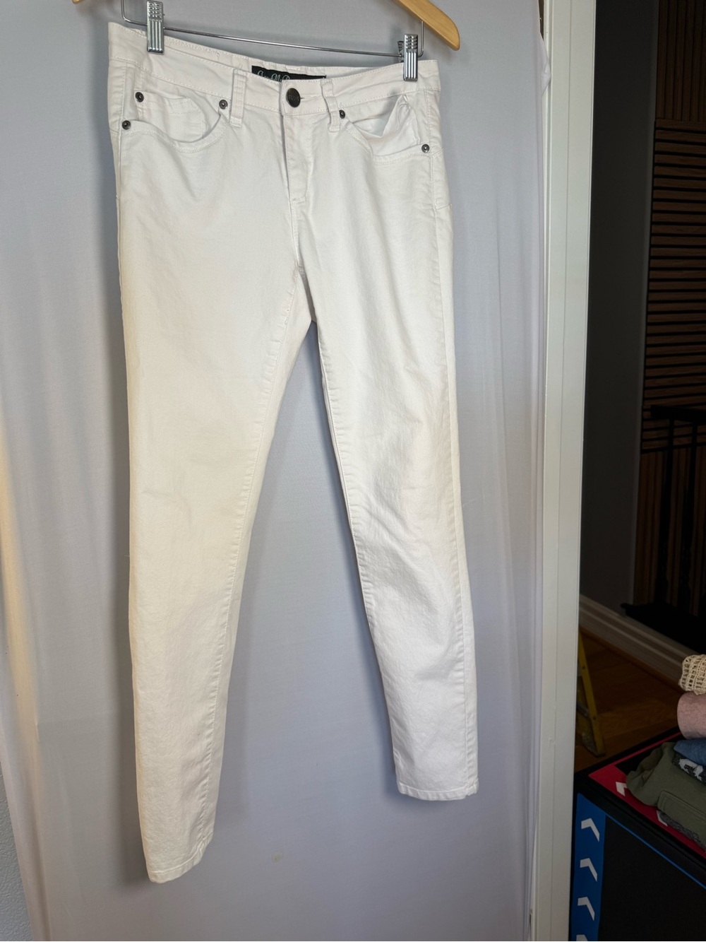 Love My Booty / Thread Market White Skinny Jeans Size 7